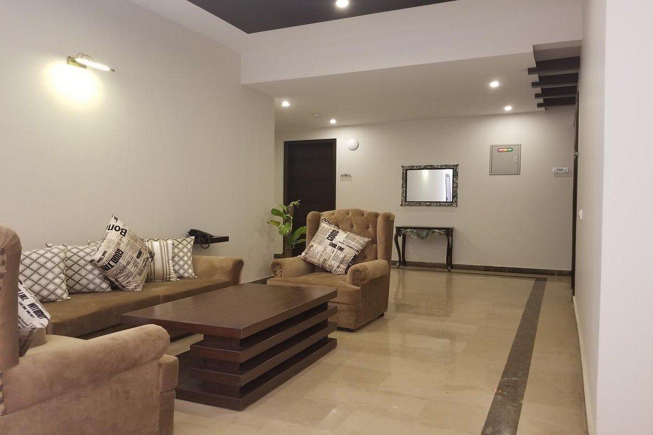 Zifan Hotel & Suites Karacsi Kültér fotó