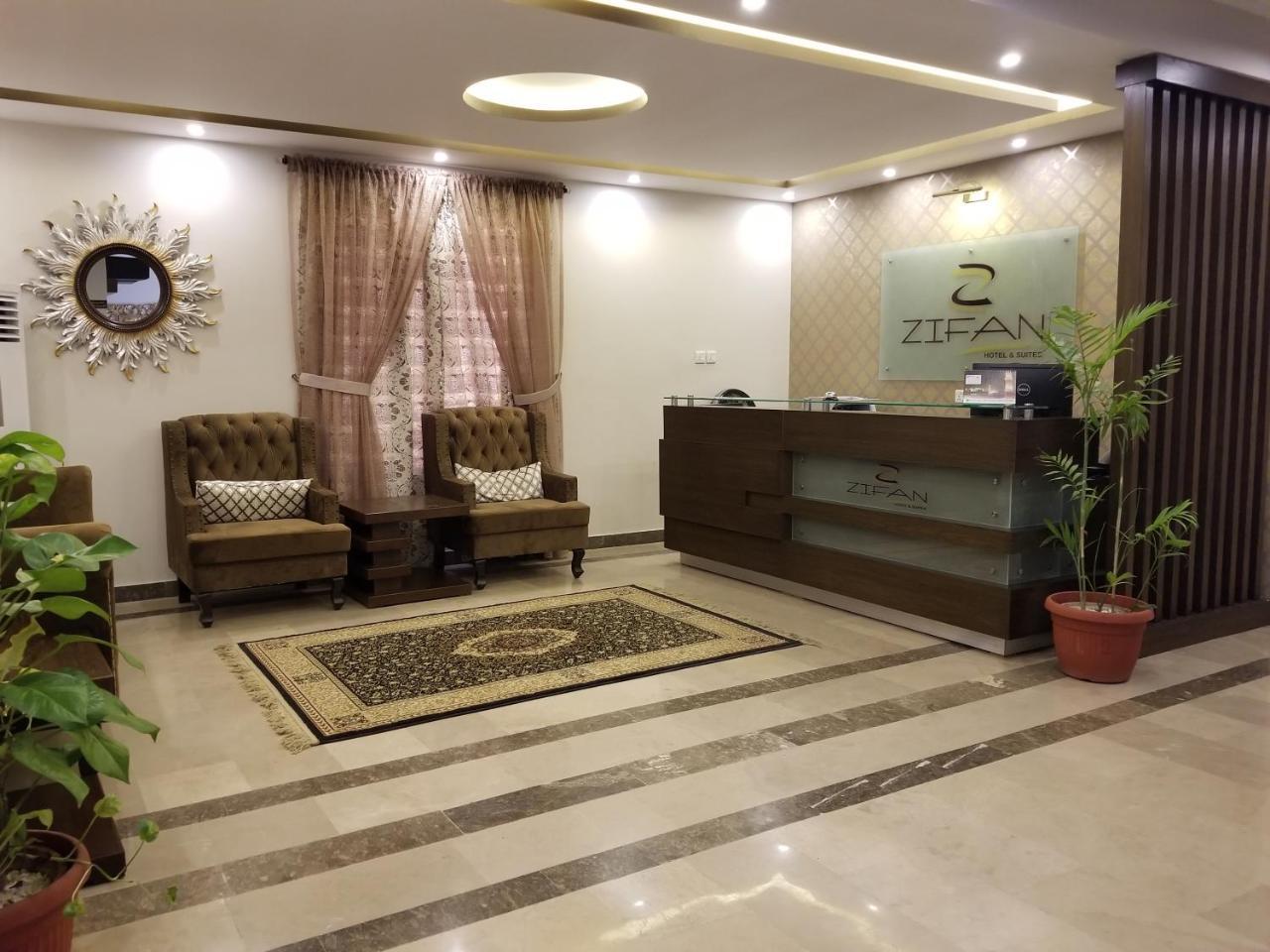 Zifan Hotel & Suites Karacsi Kültér fotó